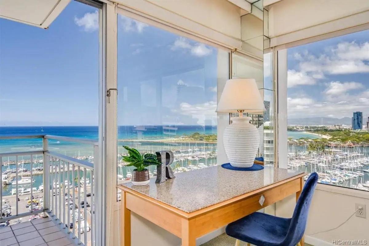 Ilikai #1743 Panoramic Views On Waikiki Beach Aparthotel โฮโนลูลู ภายนอก รูปภาพ
