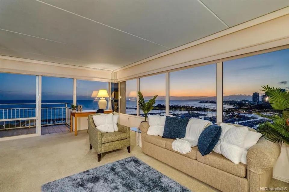 Ilikai #1743 Panoramic Views On Waikiki Beach Aparthotel โฮโนลูลู ภายนอก รูปภาพ