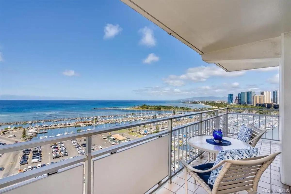 Ilikai #1743 Panoramic Views On Waikiki Beach Aparthotel โฮโนลูลู ภายนอก รูปภาพ