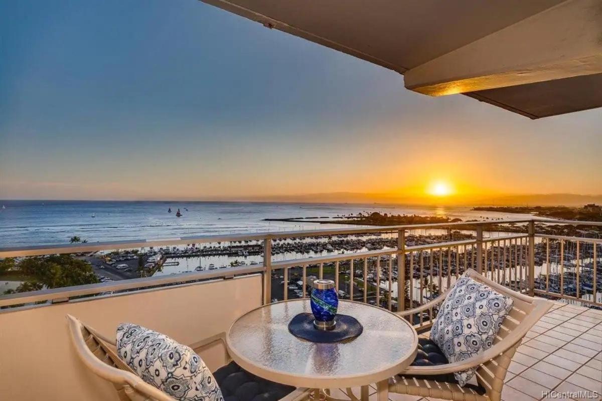 Ilikai #1743 Panoramic Views On Waikiki Beach Aparthotel โฮโนลูลู ภายนอก รูปภาพ