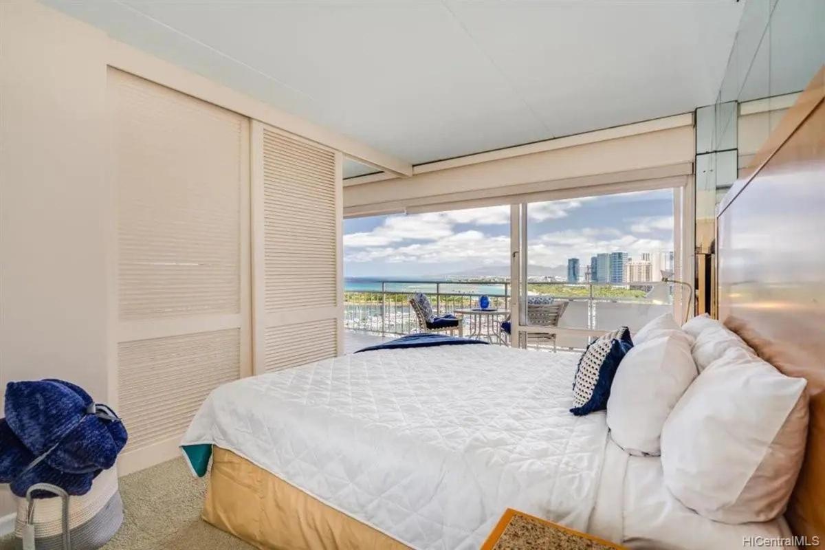 Ilikai #1743 Panoramic Views On Waikiki Beach Aparthotel โฮโนลูลู ภายนอก รูปภาพ